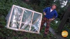 Дмитрий Талабуев чинит парник. Доброе утро. Фрагмент выпуска от 16.08.2017