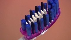 Зачем зубной щетке срок годности