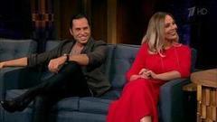 Актриса Орнелла Мути и шоумен Александр Ревва. Вечерний Ургант. Фрагмент выпуска от 07.10.2016