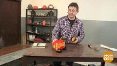 Игрушечная машинка в ремонте. Доброе утро. Фрагмент выпуска от 25.04.2018