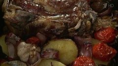 Жаркое из говядины с печеным картофелем. Фазенда. Фрагмент выпуска от 20.12.2015