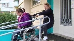 Бесполезные пандусы. Доброе утро. Фрагмент выпуска от 09.10.2015