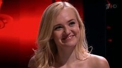 Александра Грекова: «Побывать у нескольких Наставников — это подарок судьбы». Голос-4. Нокауты. Фрагмент выпуска от 20.11.2015