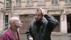 Иван Ургант перевоплощается в героя Дмитрия Певцова из «Бандитского Петербурга». Вечерний Ургант. Фрагмент выпуска от 22.06.2016