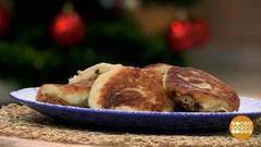 Как приготовить сырники, если мало творога. Доброе утро. Фрагмент выпуска от 15.12.2016