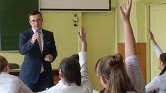 Молодой учитель желает переехать…