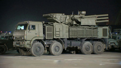 Военная техника прибыла в Москву для участия 9 мая в Параде Победы