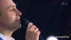 Владислав Косарев и хор Заиконоспасского монастыря — «Распустились ромашки в России». «День семьи, любви и верности». Праздничный концерт. Фрагмент выпуска от 08.07.2017