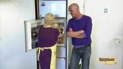 Что в холодильнике у Наталии Дрожжиной? Контрольная закупка. Фрагмент выпуска от 18.09.2017