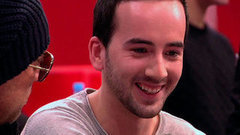 Эмиль Кадыров: «Чем чаще выходишь на сцену, тем лучше понимаешь, как подавать себя». Голос-4. Нокауты. Фрагмент выпуска от 27.11.2015