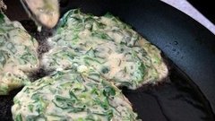 Оладьи из первой зелени. Доброе утро. Фрагмент выпуска от 20.05.2016