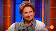 Анастасия Ефремова: блиц-опрос. Наедине со всеми. Фрагмент выпуска от 20.12.2016