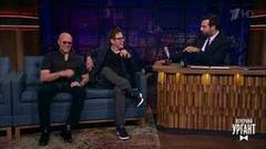 Майкл Рукер и Джеймс Ганн. Вечерний Ургант. 809 выпуск от 27.04.2017