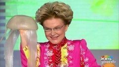 Опасности на пляже. Жить здорово! Фрагмент выпуска от 31.07.2017