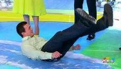 Как правильно падать. Жить здорово! Фрагмент выпуска от 09.01.2018