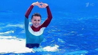 Анастасия Заворотнюк и Алексей Ягудин. Парный проезд. Выступление. Вместе с дельфинами. Фрагмент выпуска от 17.10.2015