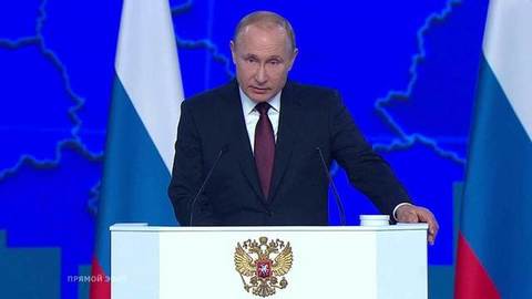 Президент РФ предложил ввести ипотечные каникулы для граждан, которые лишились дохода. Послание Федеральному собранию 2019