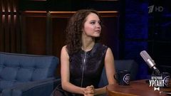 Актриса Юлия Хлынина. Вечерний Ургант. Фрагмент выпуска от 22.10.2018