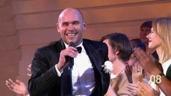 Максим Аверин — «Песенка о хорошем настроении». ДОстояние РЕспублики. Фрагмент выпуска от 14.11.2015