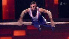Константин Цзю. Выступление на брусьях. Без страховки. Фрагмент выпуска от 09.04.2016
