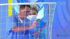 Спасет ли медицинская маска от гриппа? Жить здорово! Фрагмент выпуска от 16.11.2017