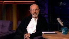 Бард Александр Розенбаум. Вечерний Ургант. Фрагмент выпуска от 15.10.2015
