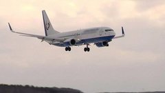 Обнимая небо крепкими руками…