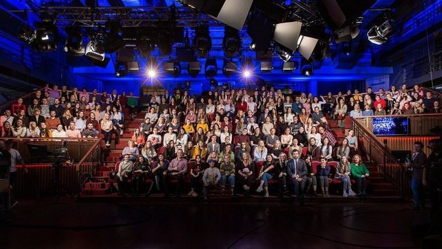 <p>Фотолестница за 2 октября 2019 года. Гости студии — Feduk.</p>