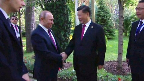 На саммите ШОС в Киргизии подписали более 20 документов о сотрудничестве в разных областях. Толстой. Воскресенье. Фрагмент выпуска от 16.06.2019