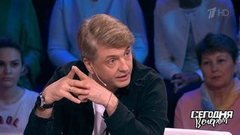 «Встретимся через пять лет», — продюсер Сергей Пудовкин поспорил с дуэтом «#2Маши» о том, нужна ли современным звездам продюсерская поддержка. Сегодня вечером. Фрагмент выпуска от 15.06.2019