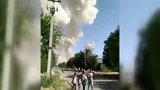 Серия мощных взрывов прогремела на складе боеприпасов около города Арысь на юге Казахстана