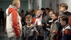 Камила Валиева, волнение и эмоции в раздевалке юношей. Контрольные прокаты, короткие программы: за кадром