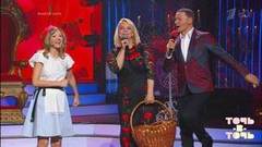 Елена Темникова и Яна Поплавская — «Песня Красной Шапочки». Точь-в-точь. Третий сезон. Фрагмент выпуска от 08.11.2015