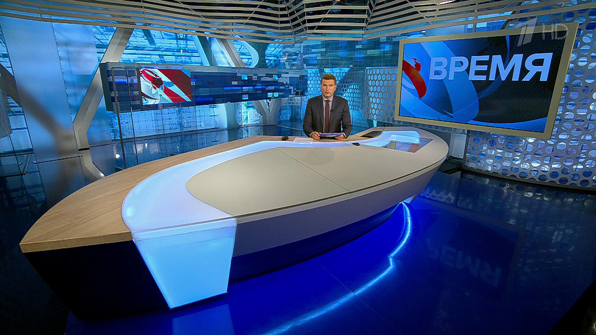 Выпуск программы "Время" в 21:00 21 августа 2019