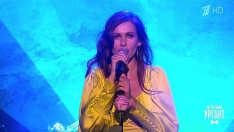 Луна — «Сиреневый рай». Вечерний Ургант. Фрагмент выпуска от 04.10.2019
