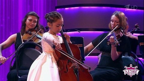 Веселая виолончелистка Ляна Улиханян. Лучше всех! Фрагмент выпуска от 06.10.2019