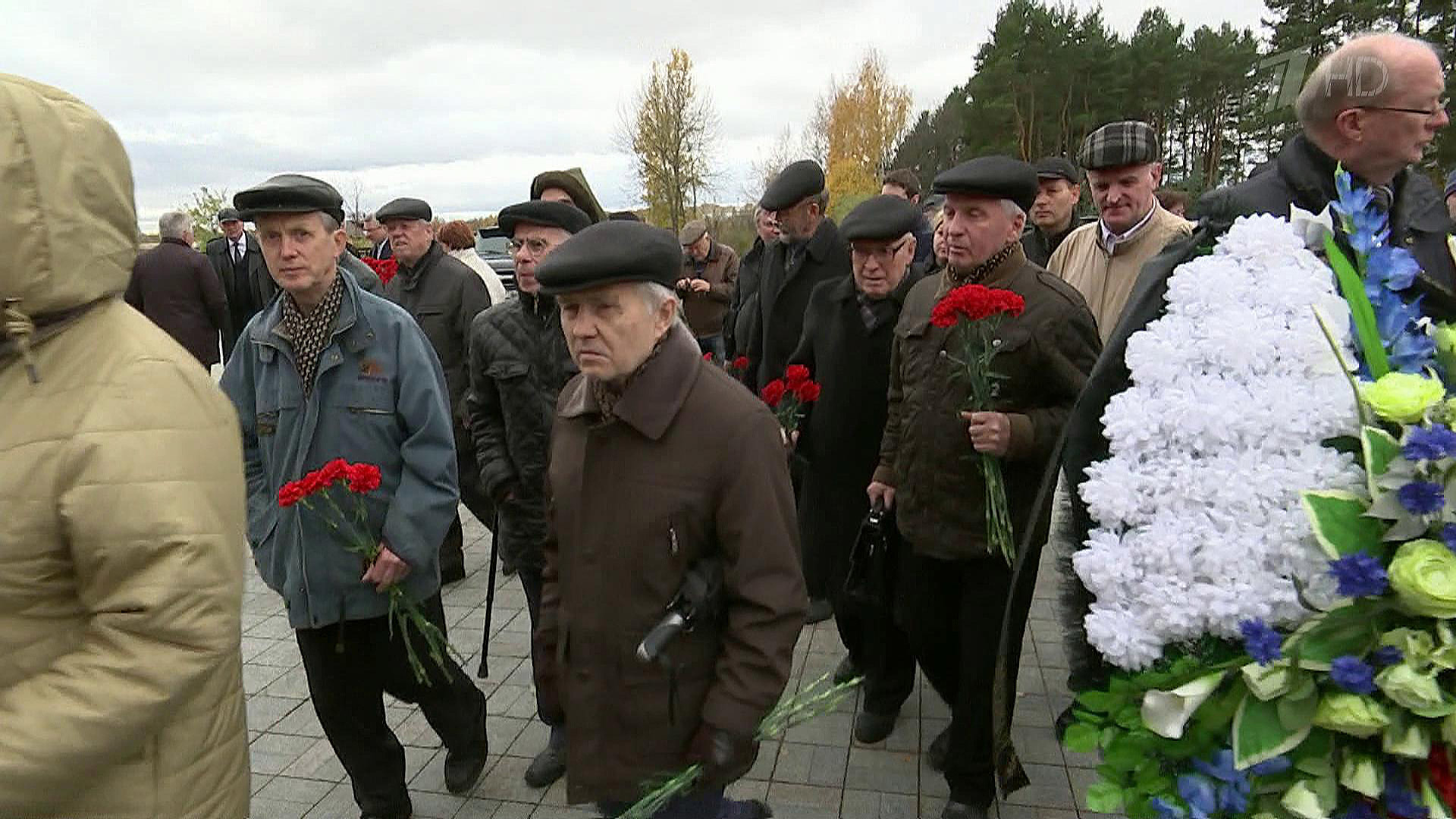 Выпуск новостей в 12:00 15 октября 2019