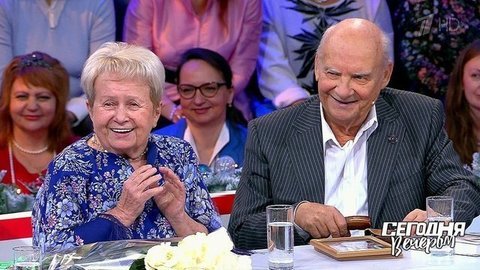 Александра Пахмутова и Николай Добронравов. Часть 2. Сегодня вечером. Выпуск от 16.12.2017