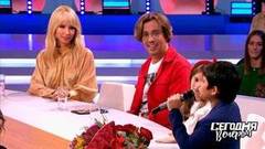 «Она такая добрая!» — финалисты шоу «Голос.Дети» рассказали о своем наставнике Светлане Лободе и спели для нее песню. Сегодня вечером. Фрагмент выпуска от 21.12.2019