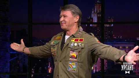 Артисты шоу «Уральские пельмени» Сергей Исаев, Сергей Ершов и Максим Ярица о стройотряде и драках на репетициях. Вечерний Ургант. Фрагмент выпуска от 13.02.2020