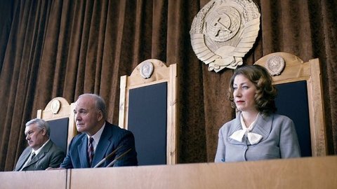 «Это история системы, которая ломает человека, но не может сломать». Пять причин посмотреть сериал «Заступники»