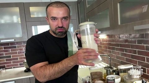 Встреча с Владимиром Мухиным на безопасном расстоянии. Вечерний Ургант. Фрагмент выпуска от 02.04.2020