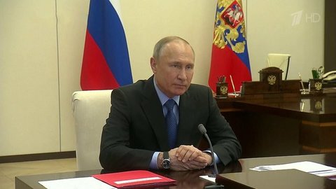 Владимир Путин поблагодарил коллективы оборонных предприятий за самоотверженную работу