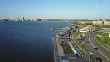 В российских регионах постепенно ослабляют ограничительные меры