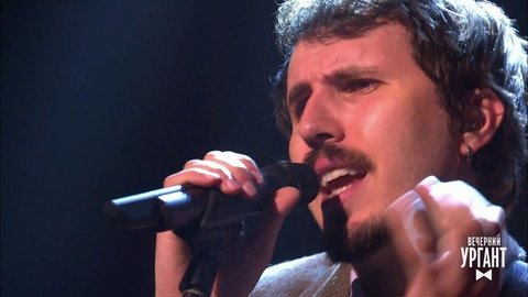Витя Исаев — «Розовые очки». Вечерний Ургант. Фрагмент выпуска от 25.06.2020