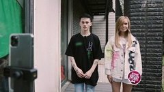 Дом тиктокеров Dream Team House. Взгляд снизу с Аллой Михеевой. Вечерний Ургант. Фрагмент выпуска от 03.07.2020