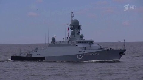 Первая репетиция парада в честь Дня Военно-Морского Флота прошла в Финском заливе