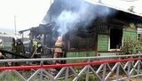 В Улан-Удэ военнослужащие вынесли из горящего дома четверых детей