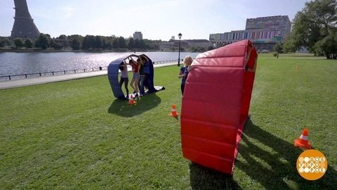 Гусеницы, на старт! Доброе утро. Суббота. Фрагмент выпуска от 12.09.2020