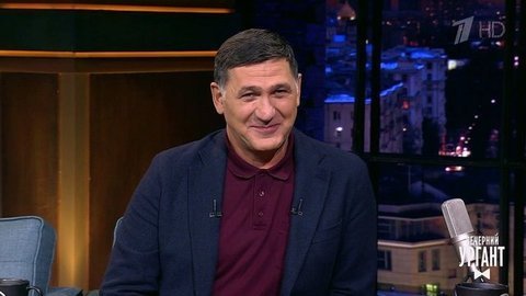 Актер Сергей Пускепалис о новых сериях ретро-детектива «Шифр». Вечерний Ургант. Фрагмент выпуска от 14.09.2020